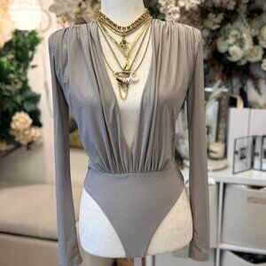 ALTEREDREAMS Plunge Stretchy Bodysuit Top